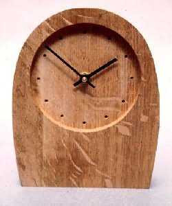 oakclock.jpg - 8524 Bytes